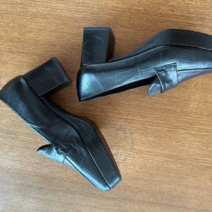 FREDA SALVADOR HEELED LOAFERS, BLACK CROC, SIZE 10, NEVER WORN